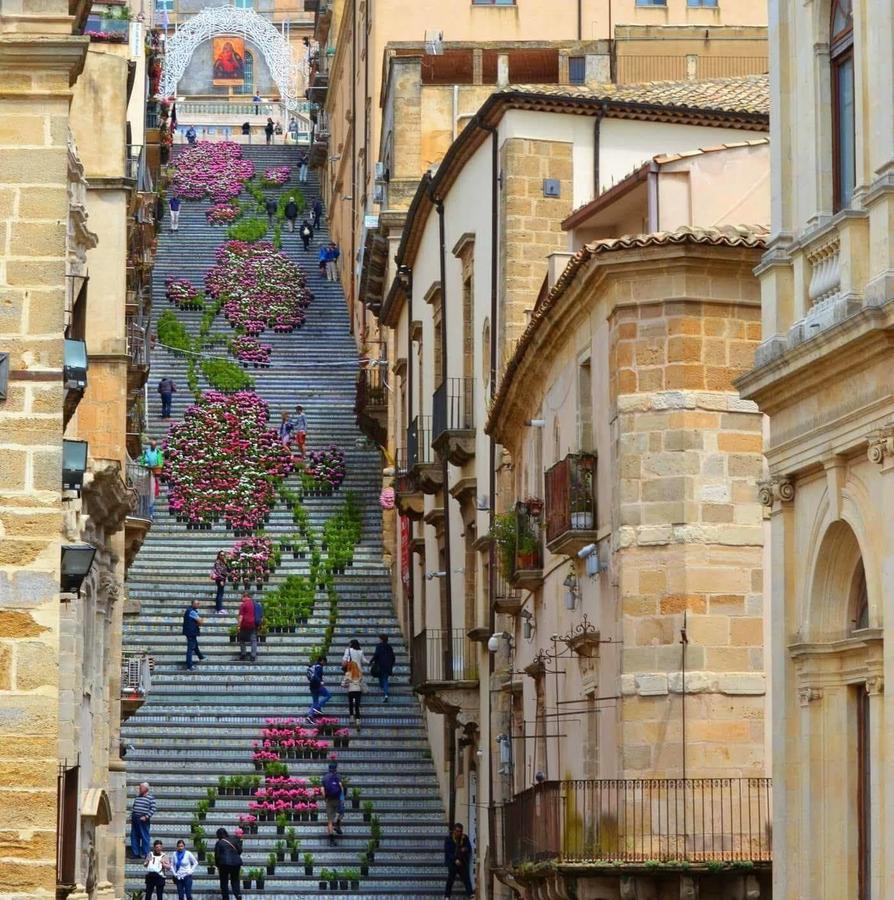 B&B Girosa Caltagirone Exterior photo